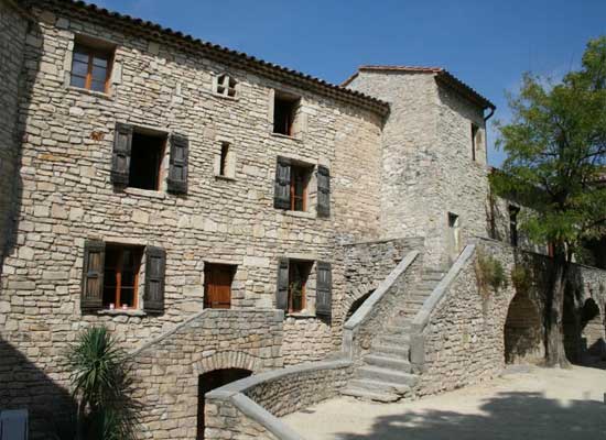 Rénovation d'un mas provençal